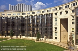 Viennaslide-05364015 Paris, moderne Architektur, place de Catalogne, Les Echelles du Baroque von Ricardo Bofill - France, Paris, place de Catalogne, housing called Les Echelles du Baroque by the architect Ricardo Bofill