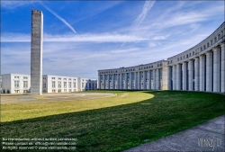 Viennaslide-05364422f Paris, Cergy, Les Colonnes de Saint Christophe, Ricardo Bofill Taller de Arquitectura, 1986 // Paris, Cergy, Les Colonnes de Saint Christophe, Ricardo Bofill Taller de Arquitectura, 1986 