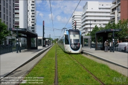 Viennaslide-05382120 Paris, Tram-Train T12, Haltestelle Evry-Courcouronnes // Paris, Tram-Train T12, Evry-Courcouronnes Tramstop