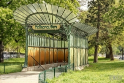 Viennaslide-05389004 Paris, Metro Porte Dauphine, Eingang von Hector Guimard - Paris, Metro Porte Dauphine, Entrance by Architect Hector Guimard