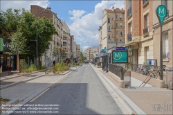 Viennaslide-05389750 Paris, Straßengestaltung bei Metro M11, Mairie des Lilas // Paris, Street Design at Metro M11, Mairie des Lilas