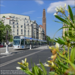 Viennaslide-05393704 Paris, Straßenbahnlinie T3b, Haltestelle Porte de Champerret // Paris, Tramway Line T3b, Porte de Champerret Tramstop