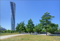 Viennaslide-06192174 Malmö, Stadtentwicklungsgebiet Västra Hamnen, Turning Tower von Santiago Calatrava vom Varvsparken // Malmö, Västra Hamnen Development Area, Turning Tower by Santiago Calatrava seen from Varvsparken