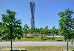 Viennaslide-06192176 Malmö, Stadtentwicklungsgebiet Västra Hamnen, Turning Tower von Santiago Calatrava vom Varvsparken // Malmö, Västra Hamnen Development Area, Turning Tower by Santiago Calatrava seen from Varvsparken