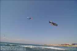 Viennaslide-92110144 Kitesurfing