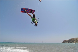 Viennaslide-92110154 Kitesurfing